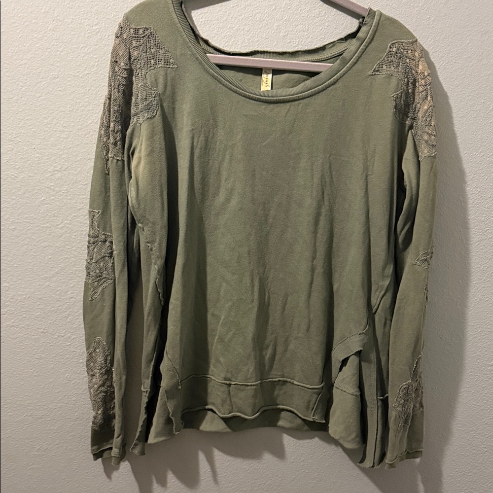 Free People Olive Green Distressed with lace cutout medium top